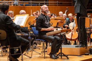 Kioomars Musayyebi, Santur, Musiker - Orchester